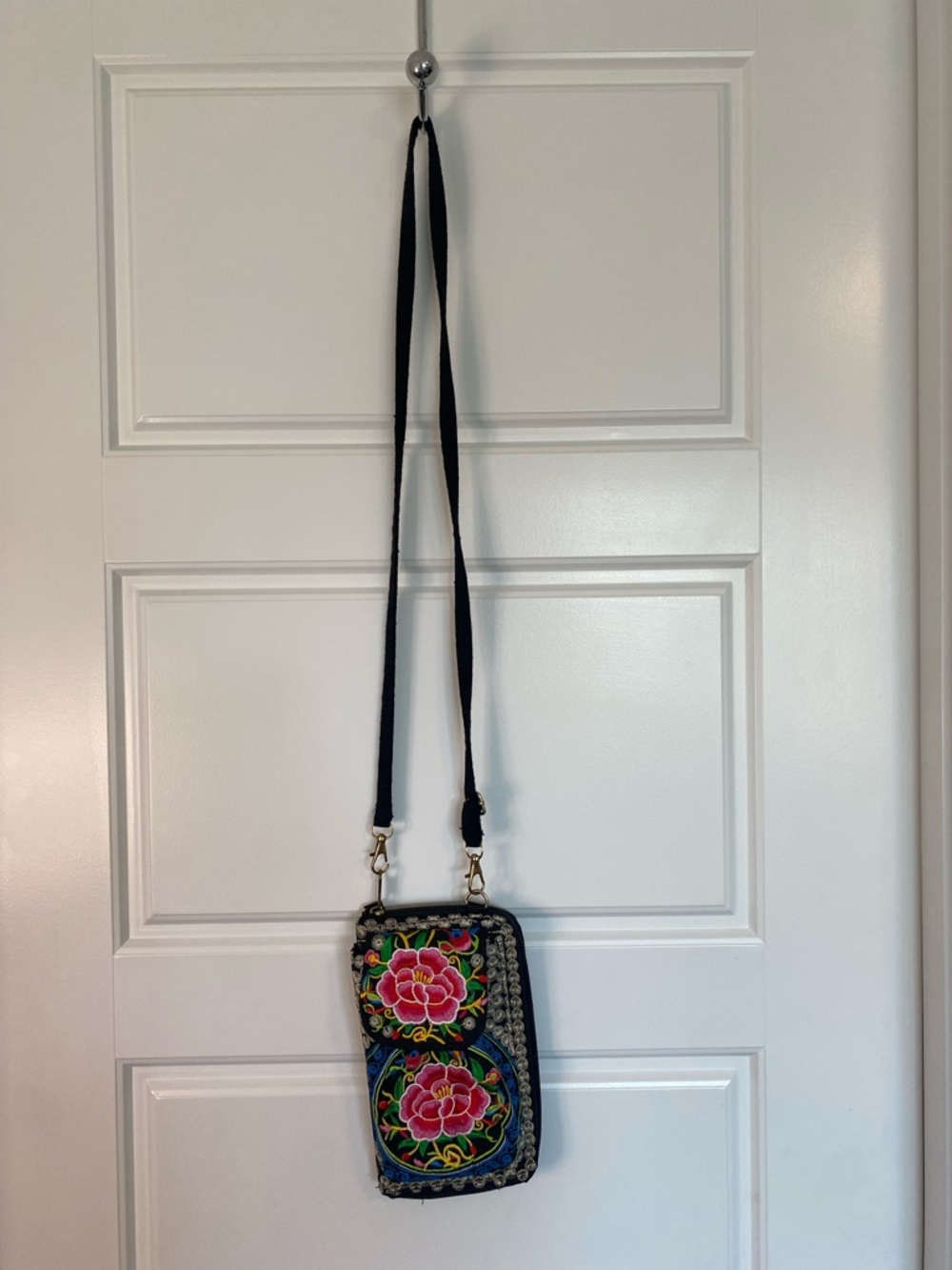 Boho Embroidered Crossbody Wallet Bag Floral Festival Phone Purse - Picture 2 of 9